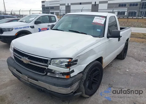 2007 Chevrolet Silverado 1500 Classic Work Truck z USA, uszkodzony, nr VIN 1GCEC14X57Z188241